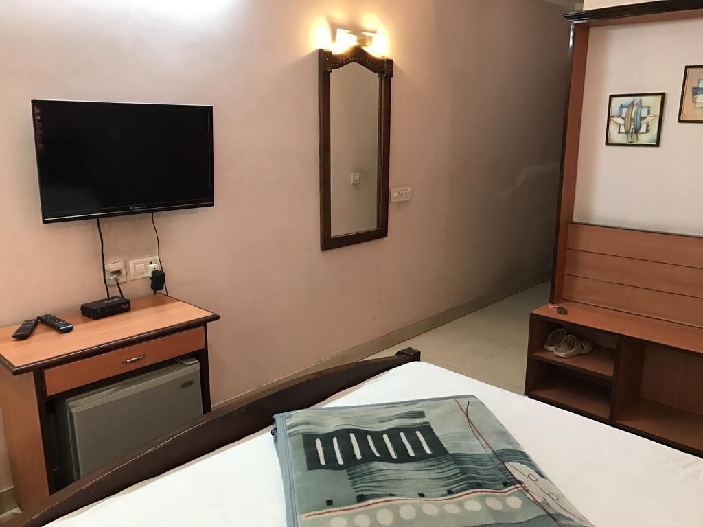 Hotel D R International Ambala Exterior photo