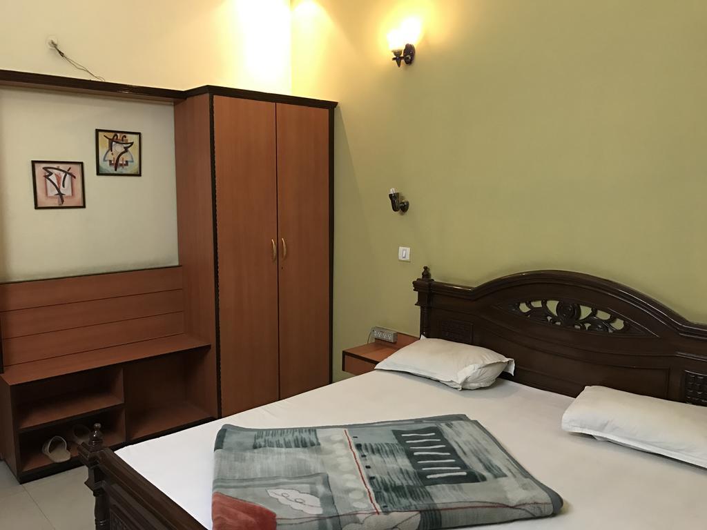 Hotel D R International Ambala Exterior photo